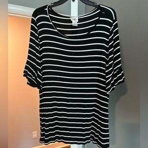 Black and White Striped Top - Size XL